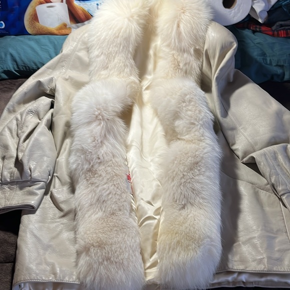 Vintage 70s 80s Paolo Gucci Leather Fox Fur Coat. Size M - Picture 14 of 16